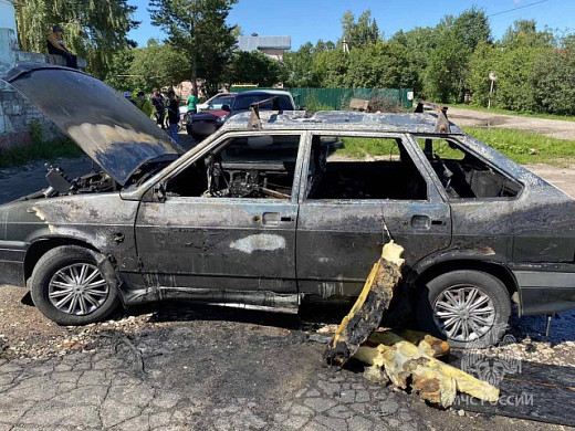 В Пучеже на Советской сгорел автомобиль